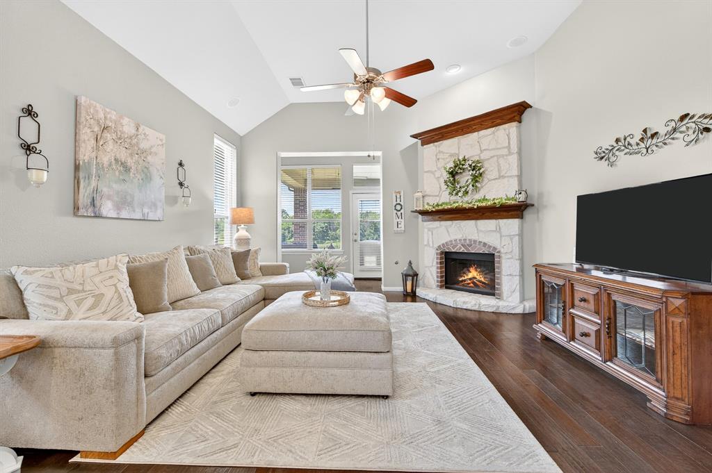 Woodbridge Ph 13 - Residential