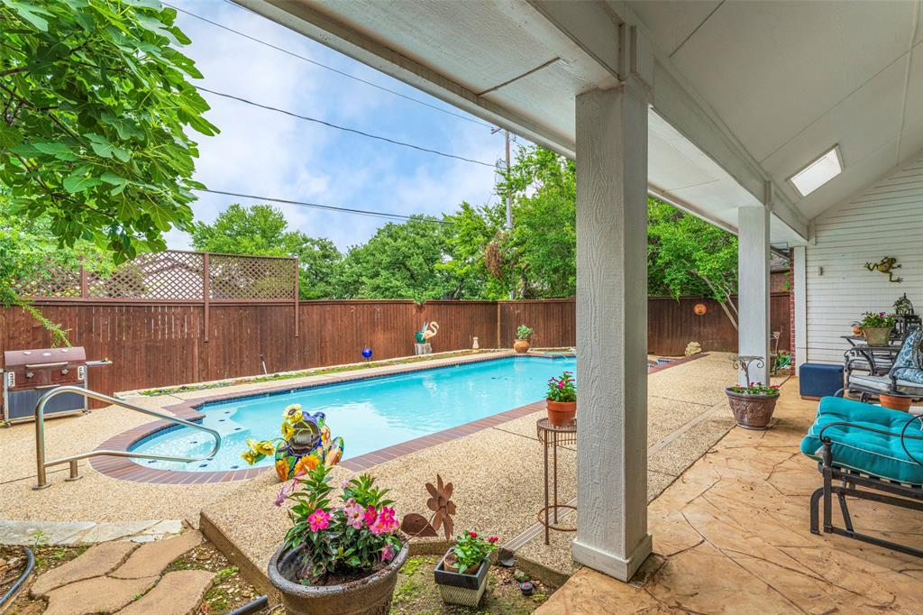 Welcome home to this charming 3-bedroom, 2-bath property located in a highly sought-after neighborhood! Designed for both comfort and entertaining, this well-maintained home features a beautiful backyard pool perfect for relaxing on warm Texas days. Inside, you’ll find elegant plantation shutters, a spacious layout, and a large utility room offering extra storage and convenience. Flooring throughout includes stylish slate, cozy carpet, and durable vinyl plank for both beauty and functionality.
The oversized garage provides plenty of room for vehicles, storage, or a workshop area. Major updates include a roof replaced just last year, giving added peace of mind to the next owner. Whether you’re hosting family and friends or enjoying a quiet evening at home, this property offers the perfect blend of comfort, character, and location.