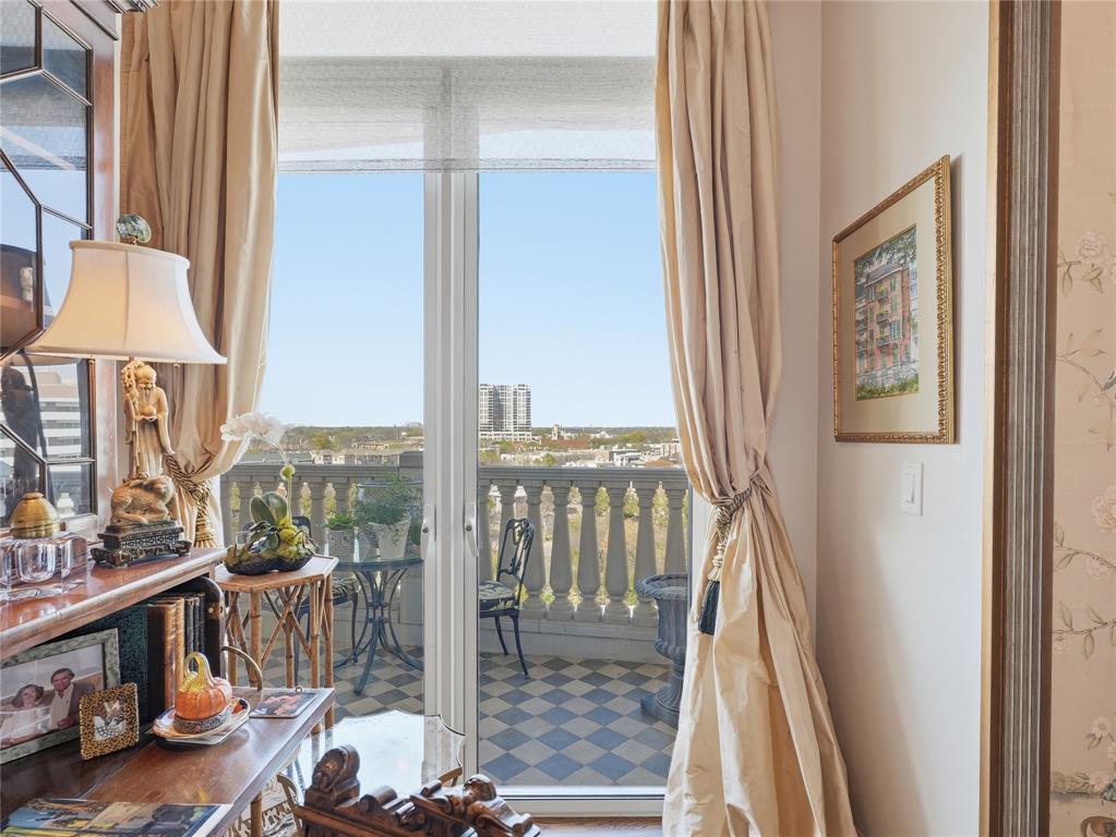 Vendome On Turtle Creek Condo - Residential