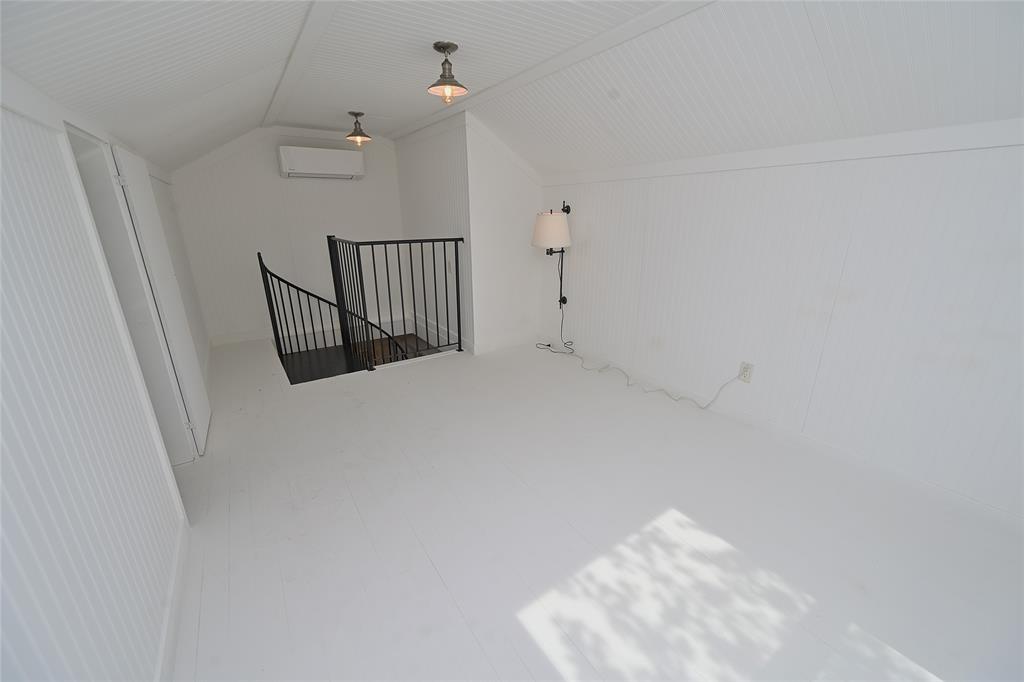 Daniels L O Jr - Residential