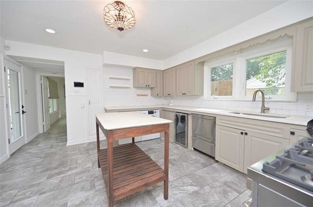 Daniels L O Jr - Residential