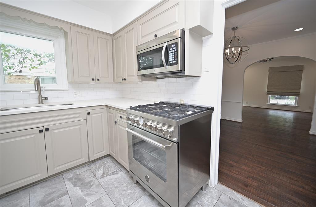 Daniels L O Jr - Residential