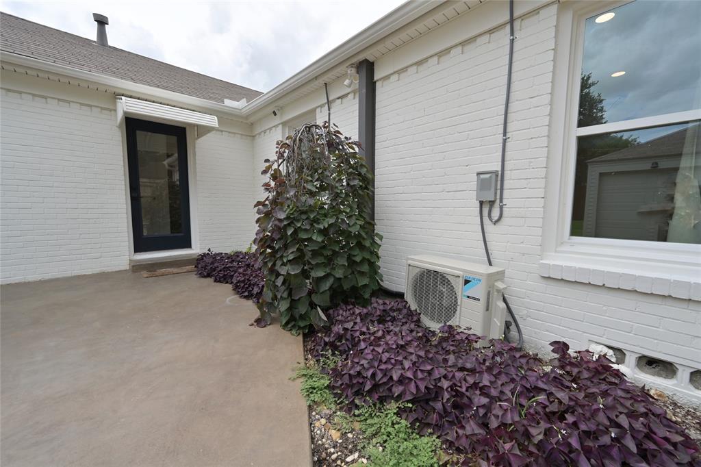 Daniels L O Jr - Residential