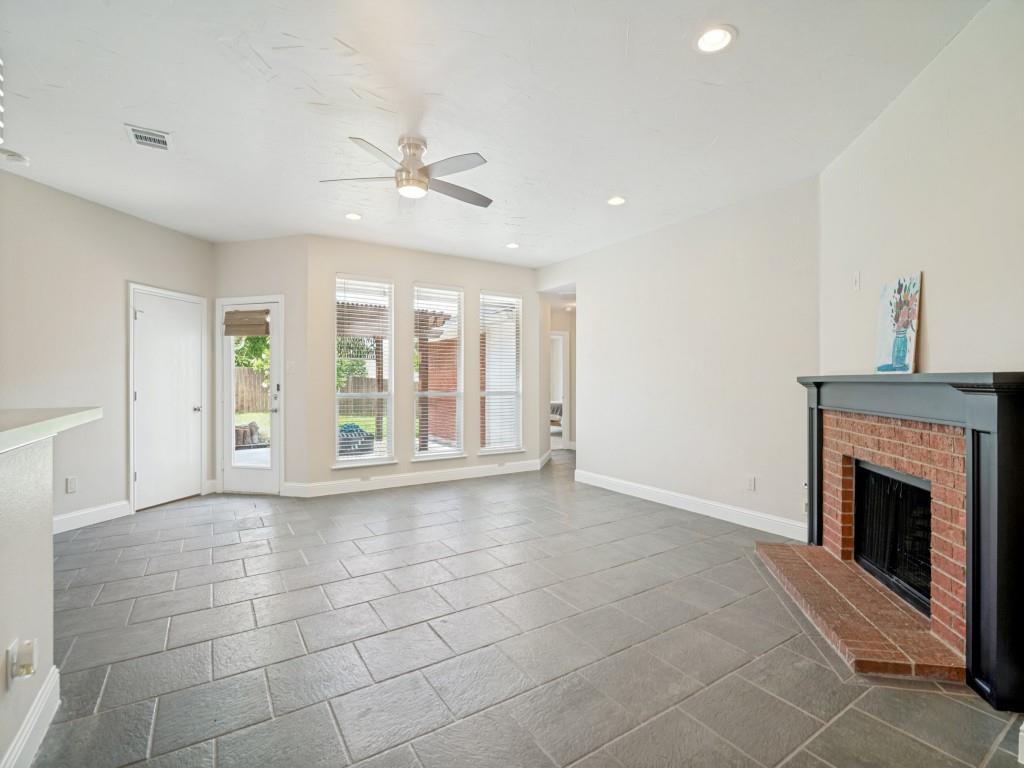 Champion Lakes - Residential