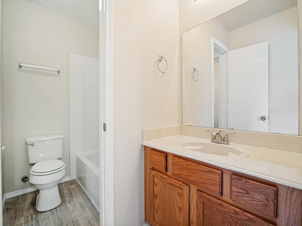 Champion Lakes - Residential