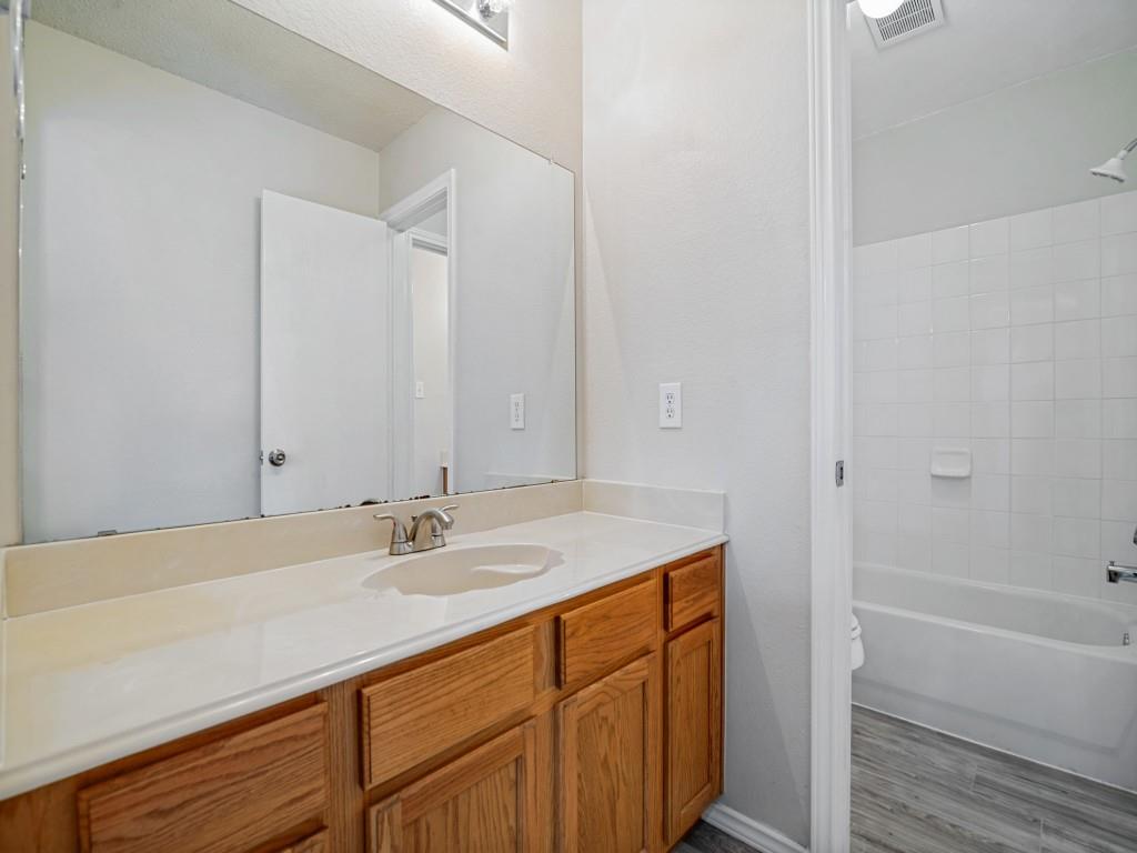 Champion Lakes - Residential