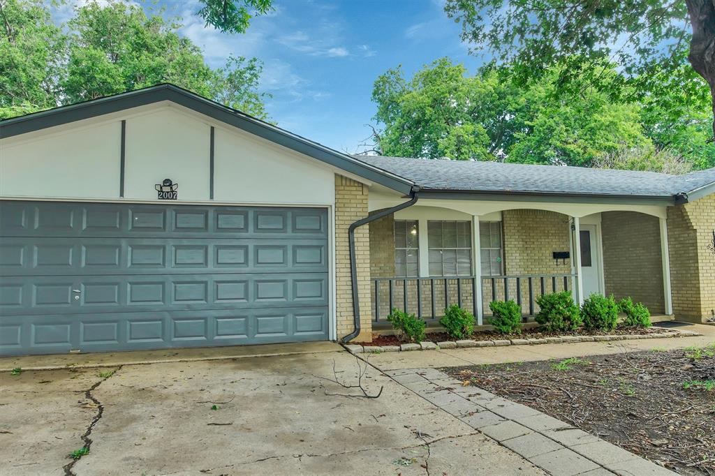 HILLCREST - Residential