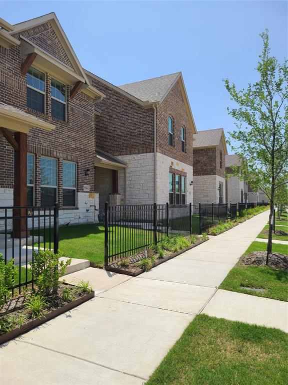 Come and live in this beautiful luxury townhouse! It has 4 spacious bedrooms and 3 bathrooms. The 3rd bath and 4th bedroom downstairs are prefect for a home office, gym or kid’s playroom. Modern open concept kitchen with granite countertops, stainless steel appliances and gas heating and cooking. Luxury wood-look tile flooring is beautiful and low maintenance. Lots of natural light in each room. The SMART HOME system offers ring video doorbell, Honeywell Z-Ware Thermostat, Samsung SmartThings Hub, control module for garage door, mobile automation app and more! 
Low maintenance living. HOA takes care of landscaping. Quiet neighborhood with super convenient location. Surrounding by multiple shopping strips that include groceries, clothing stores, furniture shops and tons of restaurants. Everything is in walking distance. Only 15 mins from Fort Worth downtown, 3 mins from Iron Horse Train station, 2 mins away from cotton belt trail and 2 mins away from Freeway. Reputable Birdville ISD.