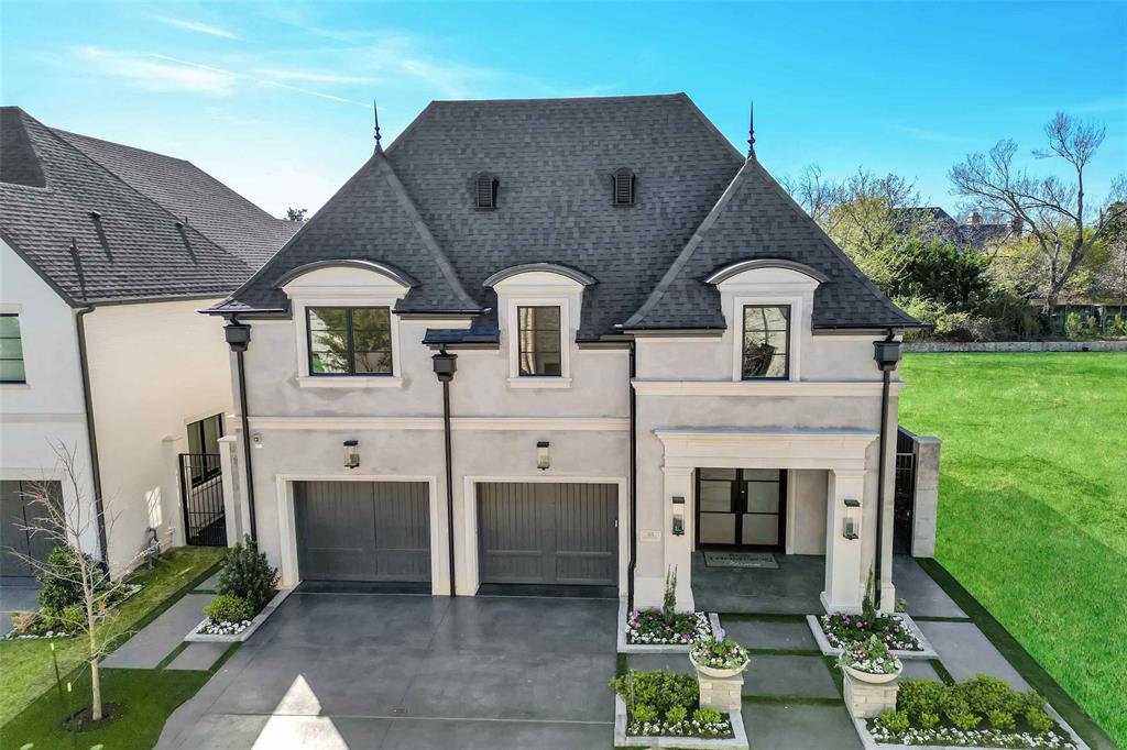 The Lawn at Glen Abbey - Residential