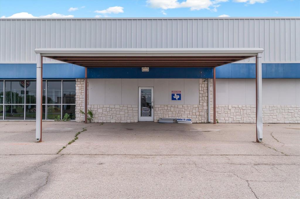 Mccoy Add - Commercial Sale