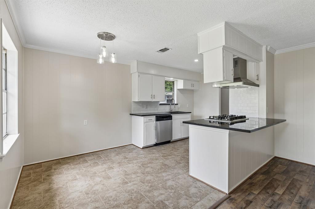 Meadowbrook Acres Add - Residential