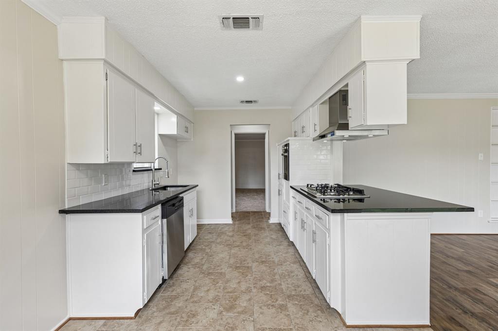 Meadowbrook Acres Add - Residential