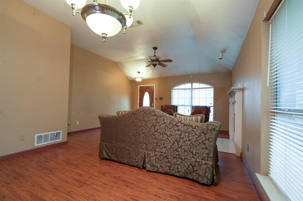 Hollywood Park Sec 05 - Residential