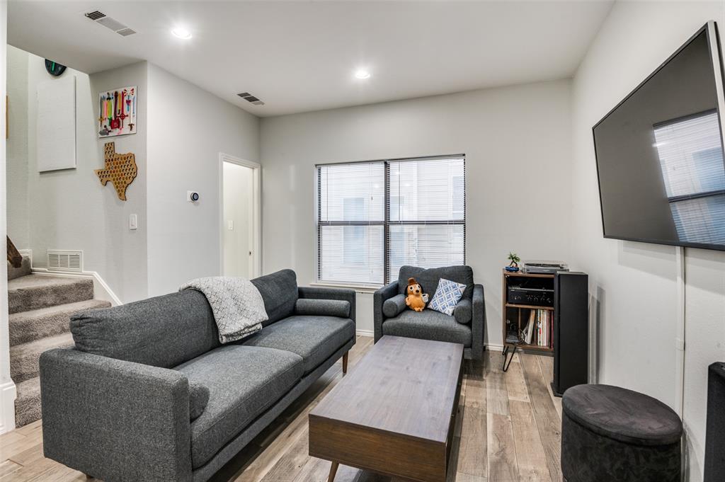 Brownstone At Reagan Condo - Residential