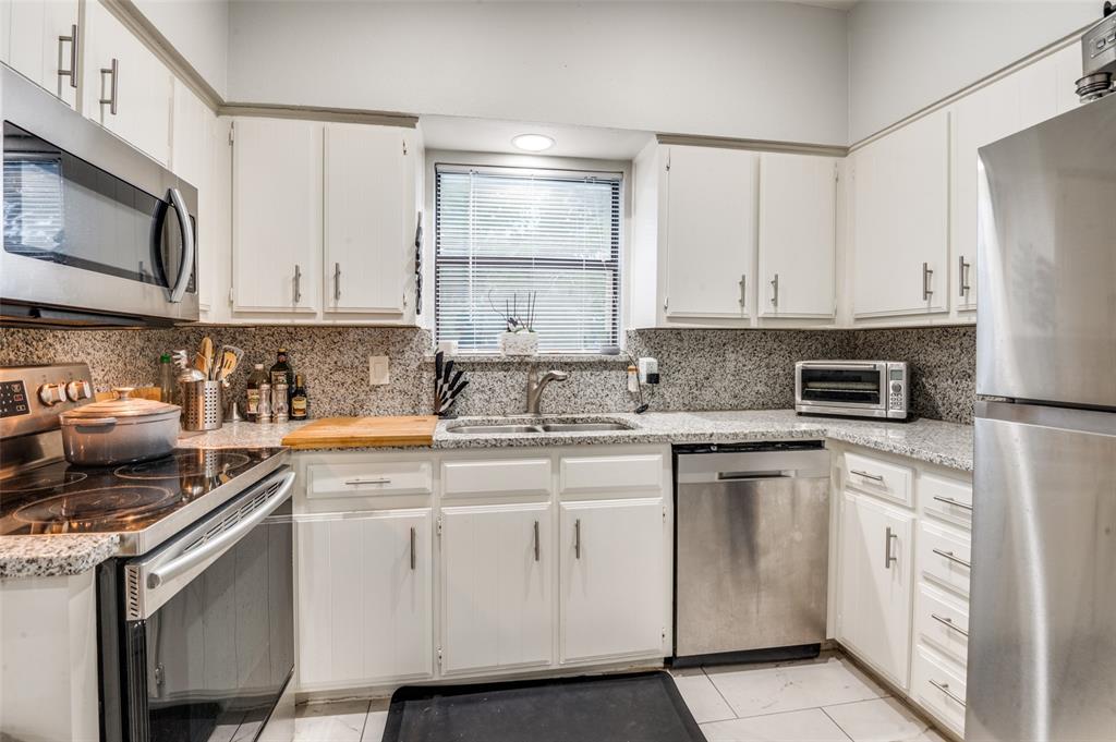 Brownstone At Reagan Condo - Residential