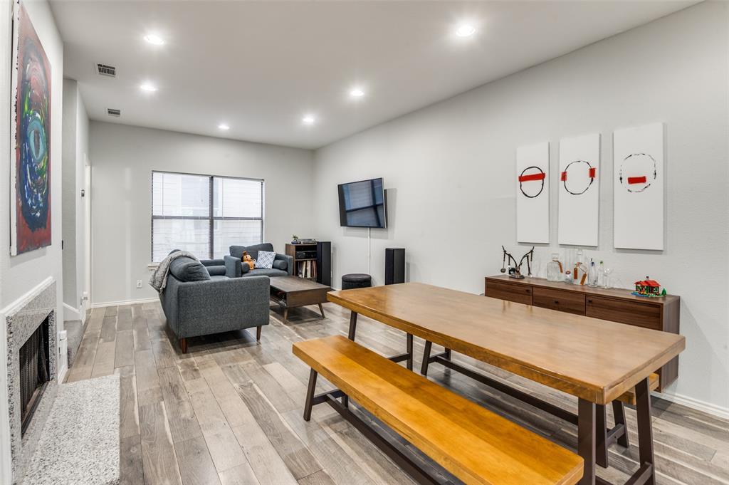 Brownstone At Reagan Condo - Residential