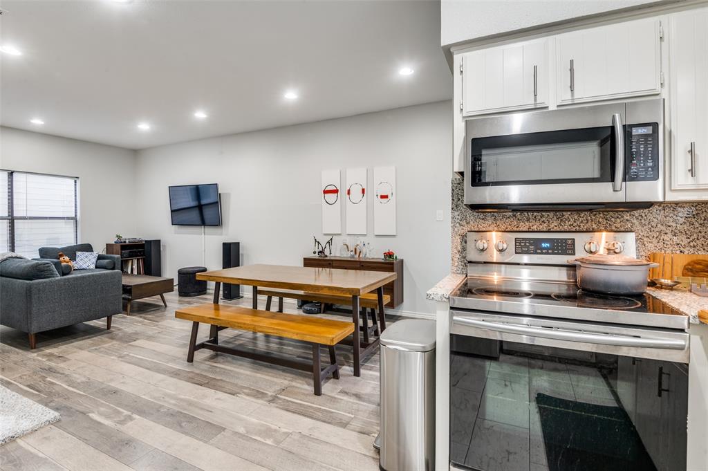 Brownstone At Reagan Condo - Residential