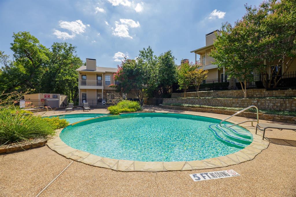 Preston On Lake Condo - Residential
