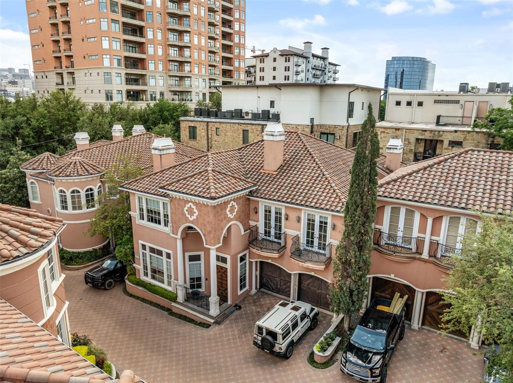Sme-Ballas Oak Lawn 01 - Residential