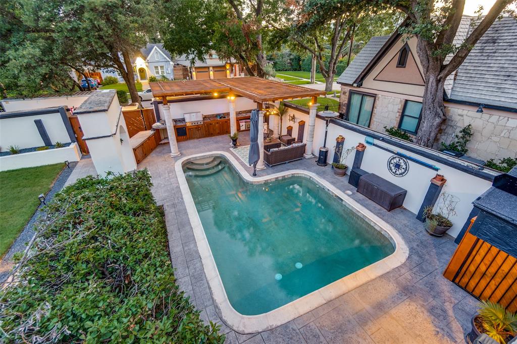 Oak Lawn Heights - Residential