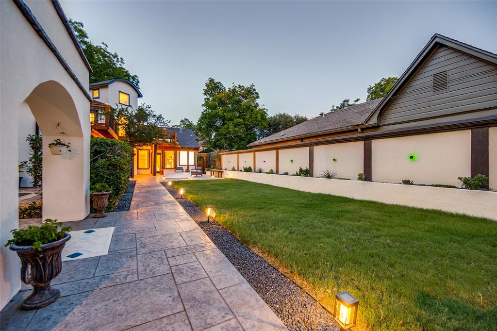 Oak Lawn Heights - Residential