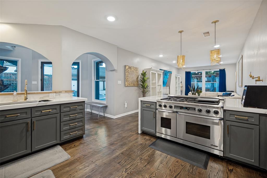 Oak Lawn Heights - Residential