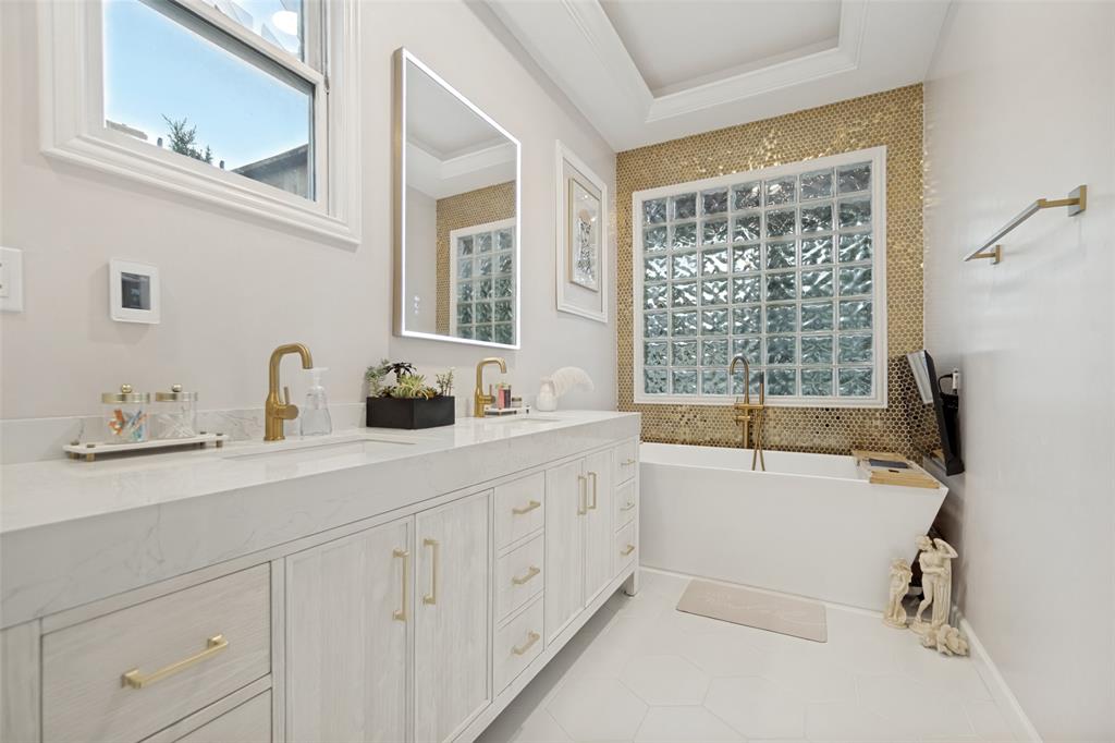 Oak Lawn Heights - Residential