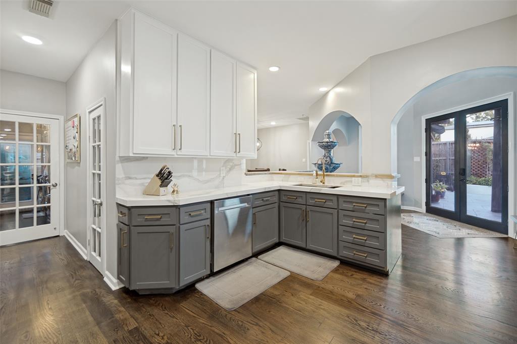 Oak Lawn Heights - Residential