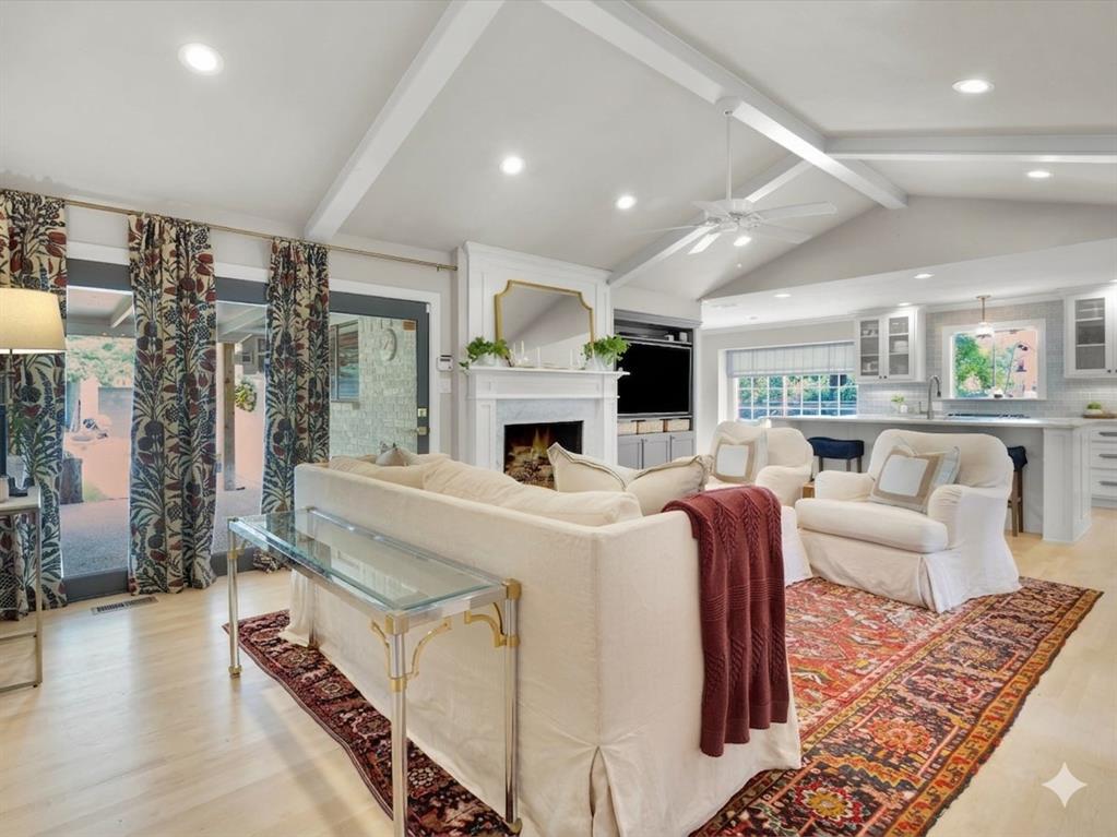 Whispering Oaks Kenn - Residential