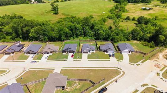 Crossing@Mission Ridge - Residential