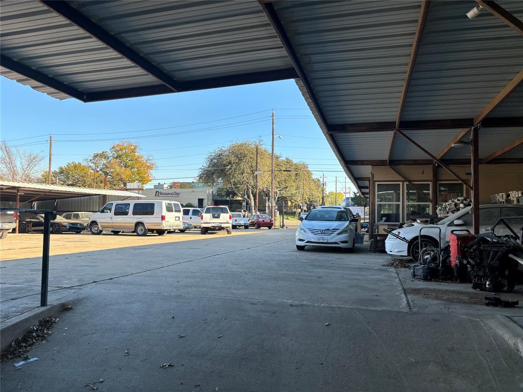 Walnut Grove - Commercial Sale