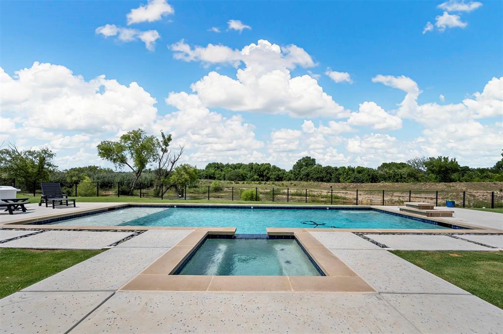 The Lakes Of Aledo - Residential