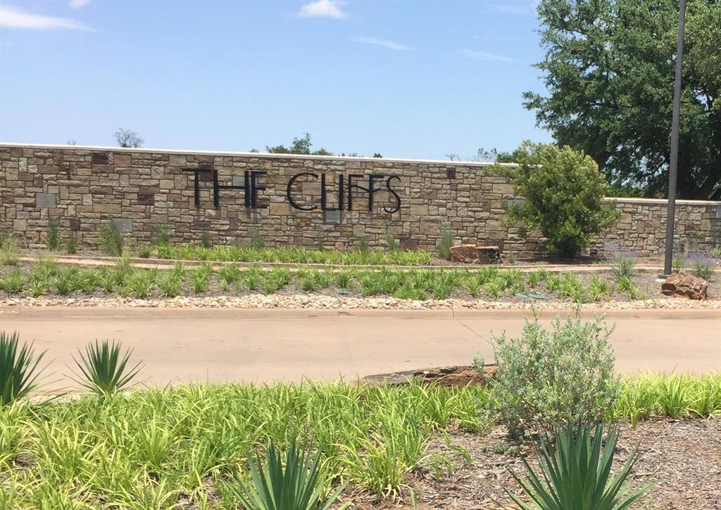 CLIFFS - Land