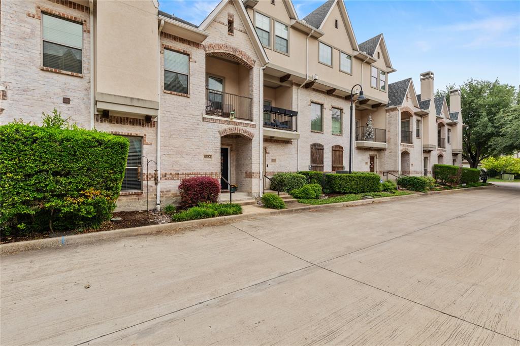 Villas At Ash Creek - Residential