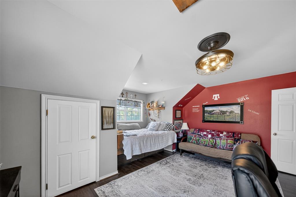 J MURPHY - Residential