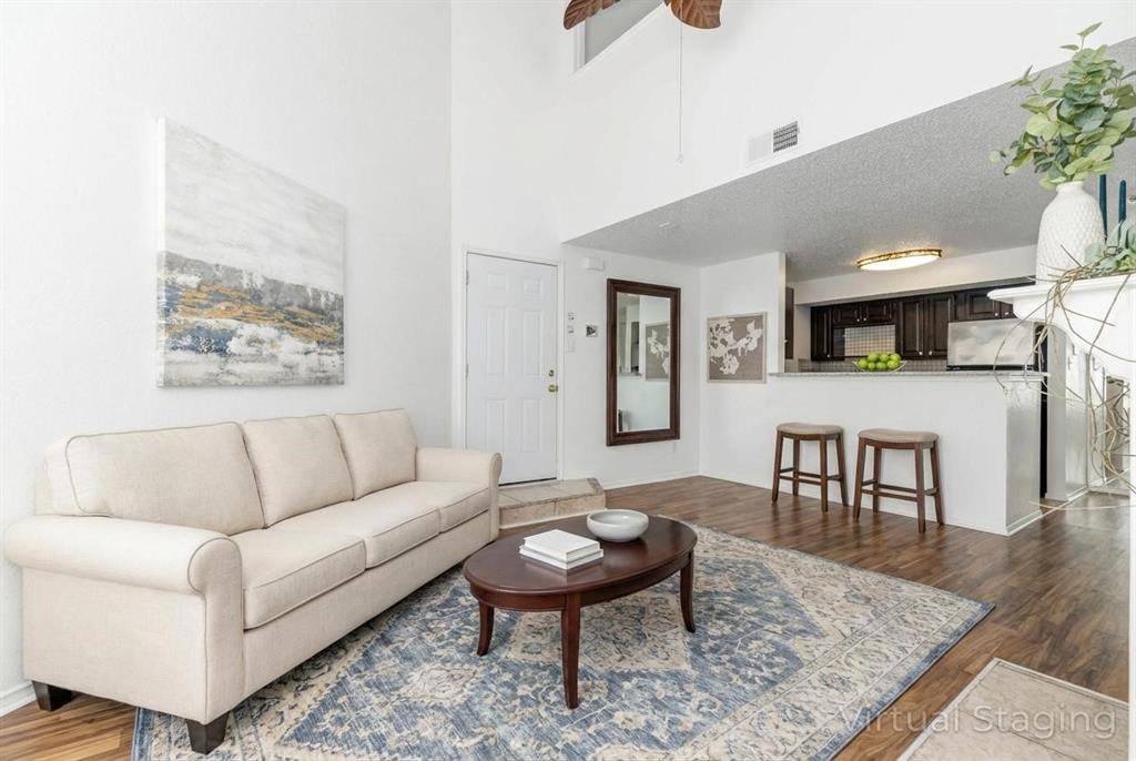 Arlington Oaks Condo - Residential