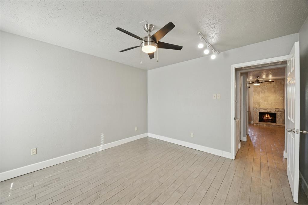 Munger Place Condo - Residential