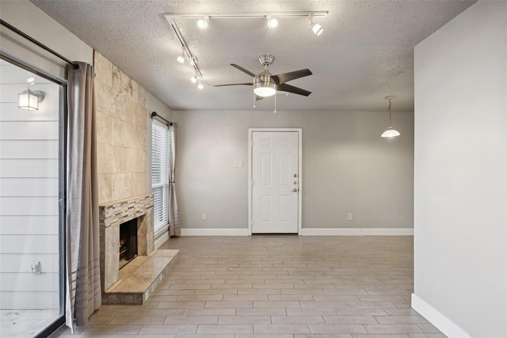 Munger Place Condo - Residential