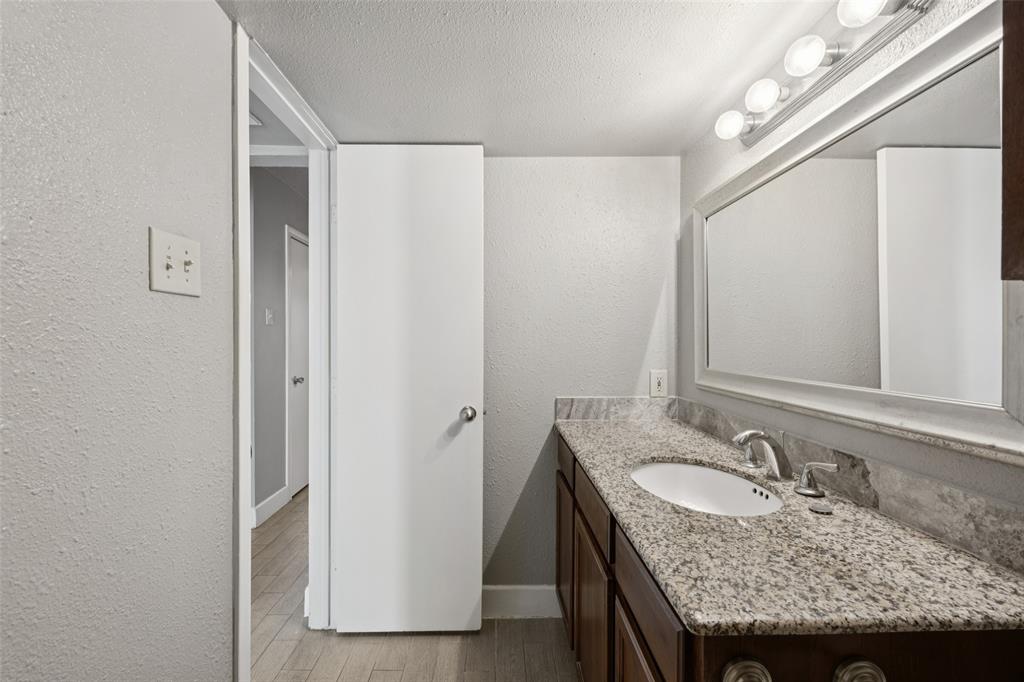 Munger Place Condo - Residential