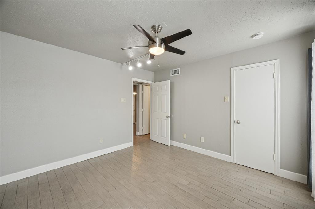 Munger Place Condo - Residential