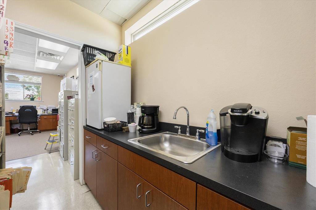 Garland Pharmacy - Commercial Sale