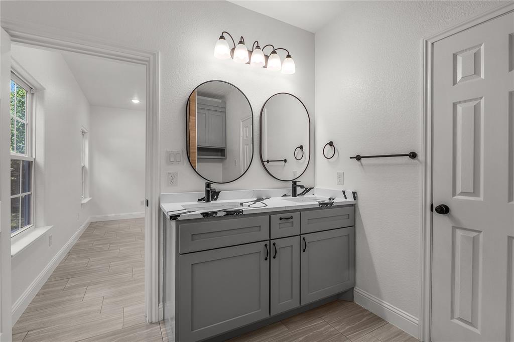 Murphy, F W - Residential