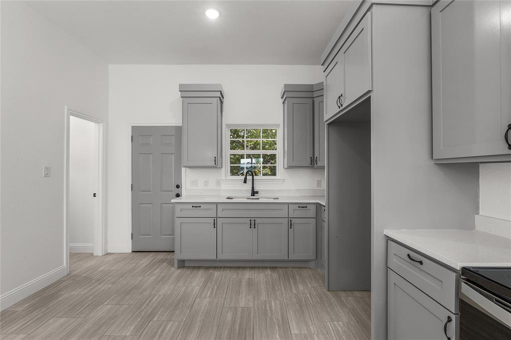 Murphy, F W - Residential