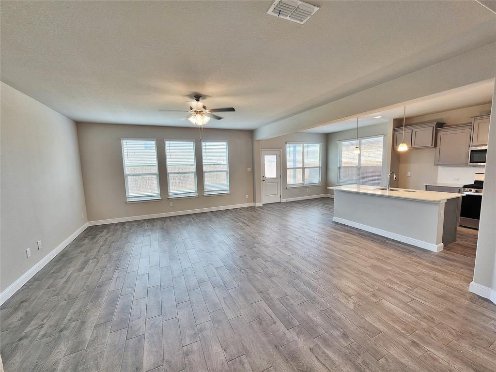 Trails of Elizabeth Crk - Residential