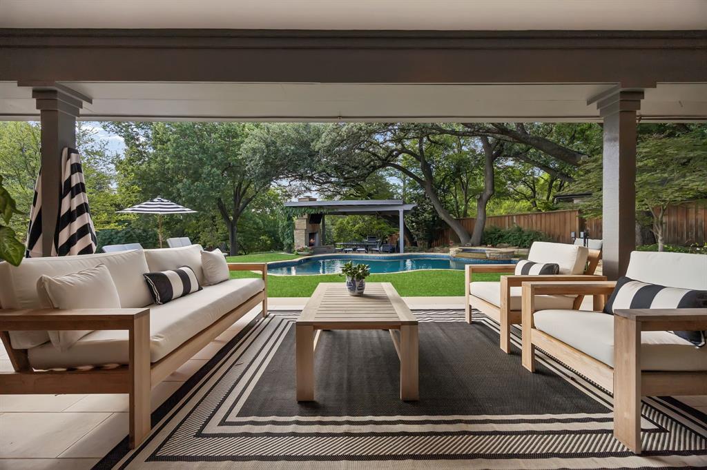Northwood Hills 01 - Residential