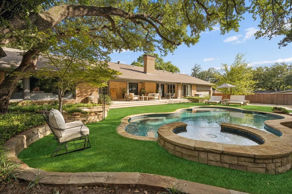 Northwood Hills 01 - Residential