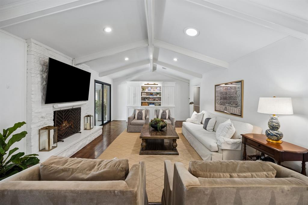 Northwood Hills 01 - Residential