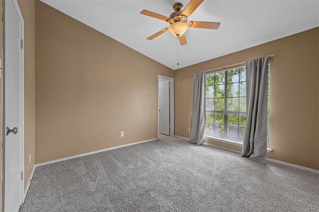 Preston on the Lake Condos - Residential Lease