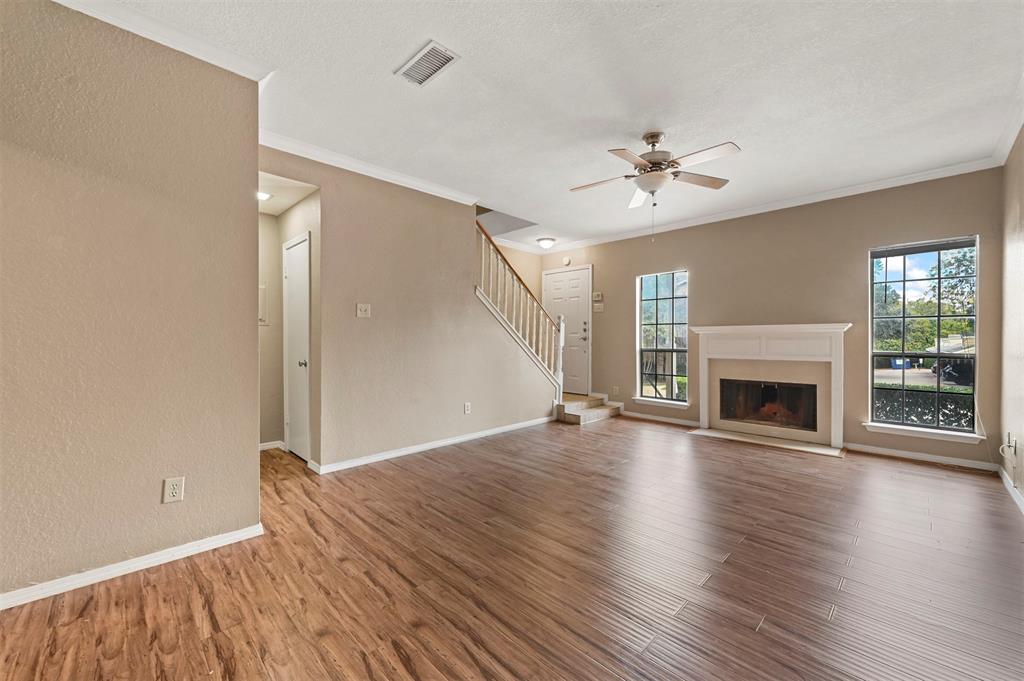 Preston on the Lake Condos - Residential Lease
