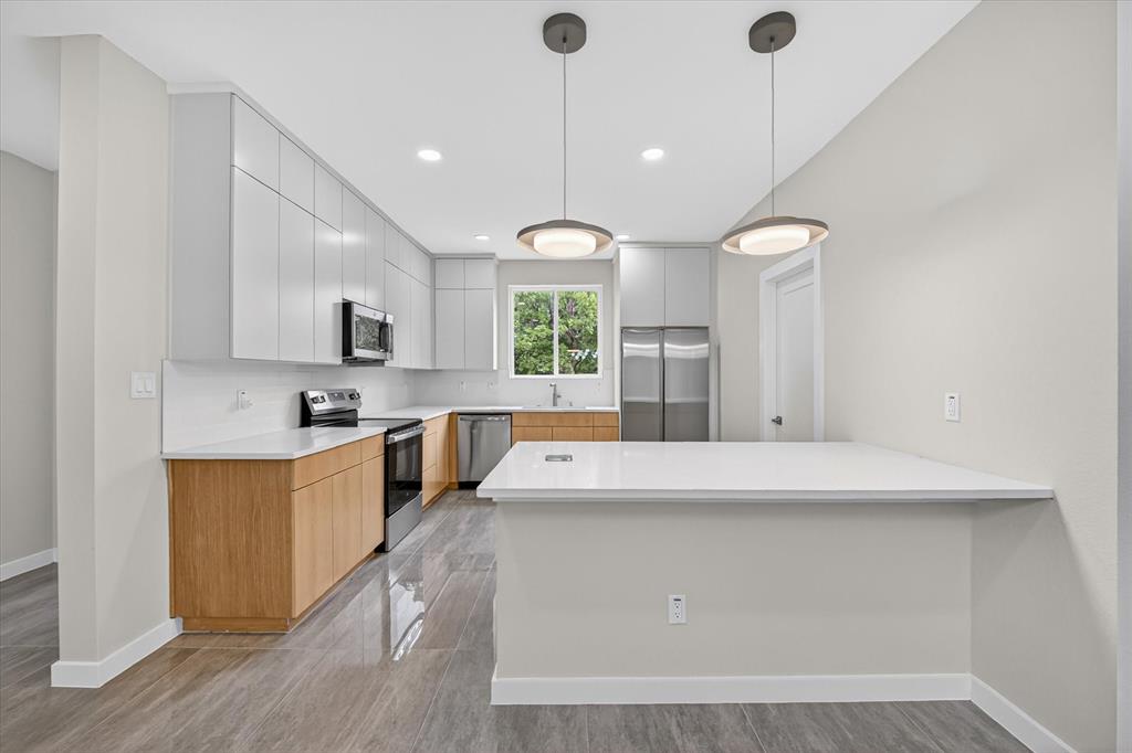 Guido Rock Island Add - Residential